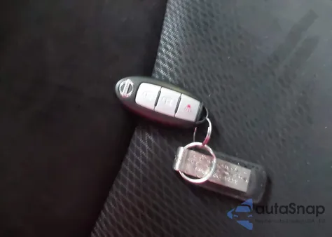 2014 Nissan Pathfinder S z USA, uszkodzony, nr VIN 5N1AR2MN2EC647156